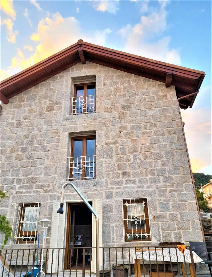 Casa Rural Del Tio Maino Бесерил де ла Сиера Екстериор снимка