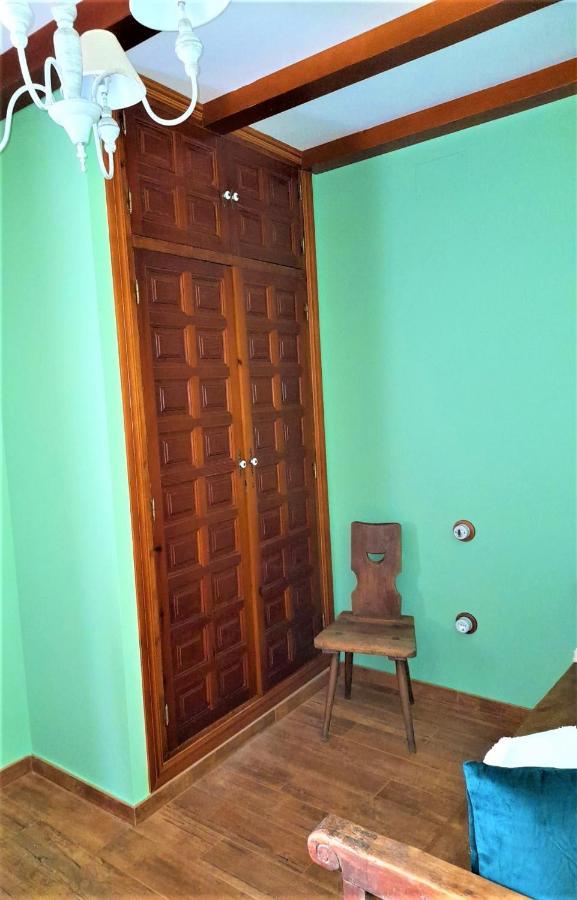 Casa Rural Del Tio Maino Бесерил де ла Сиера Екстериор снимка